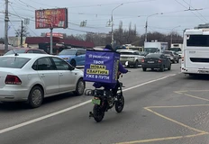 🤓Мы любим остроумные решения в рекламных носителях. Кажется, пермский застройщик Развитие достроен золота1