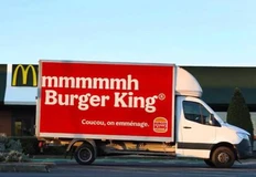 🤓Burger King опять подкалывает McDonald’s. Эта беззубая возня длится не первое десятилетие, но до сих по забавляет публику