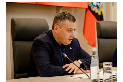 🤔Курской наружкой занялся Хинштейн, пишут региональные СМИ. Кажется, торги придется отменять